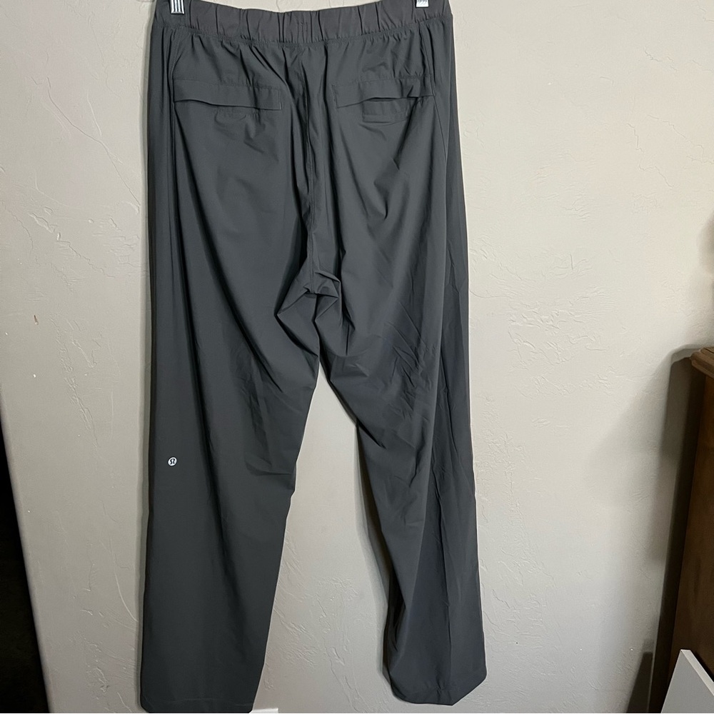 Lululemon Cutback Luxtreme Straight Leg Gray Nylon Blend Activewear Pants‎ - Picture 9 of 11